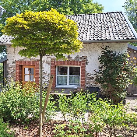 Ferienhaus Altes Backhaus Roetgen Exterior photo